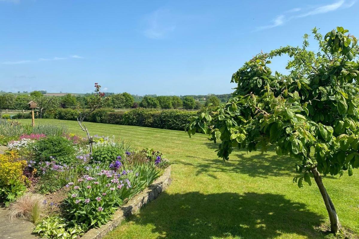 East Lodge Bedale Luaran gambar